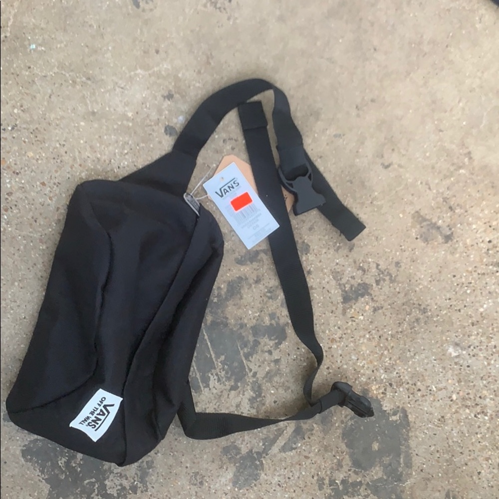 full size vans fanny pack - never been used!